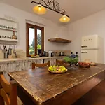Fattoria Belvedere Alle Vigne By Vacavilla Willa